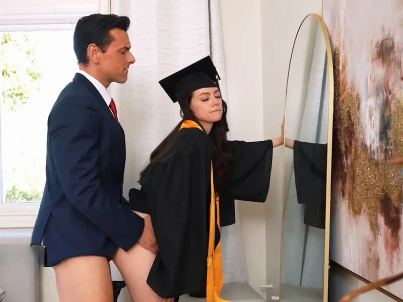 Cha dượng doggy tí tẹo sữa đặc rớt đầy sàn